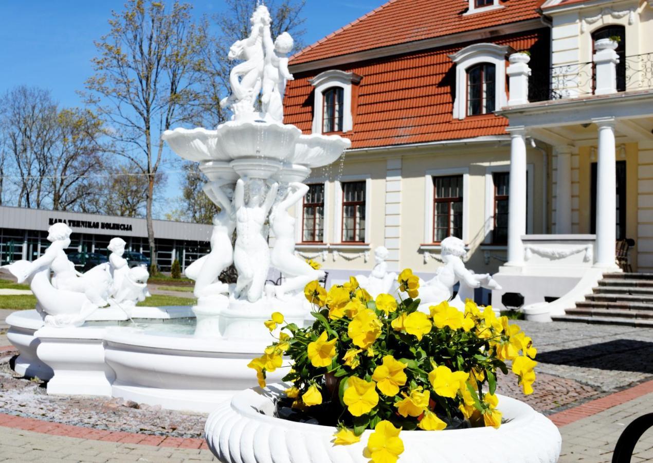 Sventes Muiza Hotel Ngoại thất bức ảnh