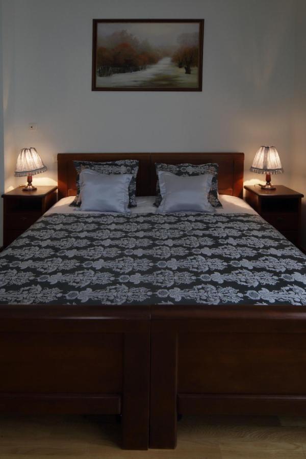 Sventes Muiza Hotel Ngoại thất bức ảnh