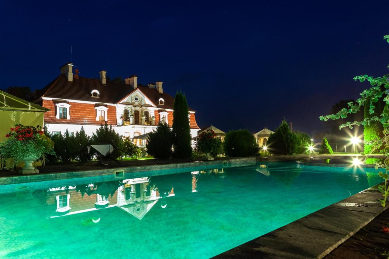 Sventes Muiza Hotel Ngoại thất bức ảnh