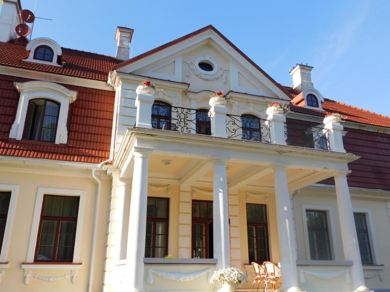 Sventes Muiza Hotel Ngoại thất bức ảnh